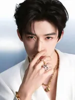 榜妹热线 ｜赵丽颖新剧高开红利？王星越进组在即？白宇双剧连播？文淇签约东申未来？文俊辉高奢珠宝？