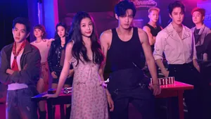 《双轨》上线20天跻身年榜前十，拆解爱奇艺国际版的出海爆款打法